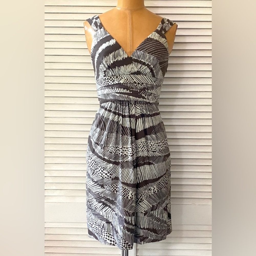 🆕 BCBGMAXAZRIA Dress Womens Size 0 Brown White Cocoa Combo Sleeveless Sheath